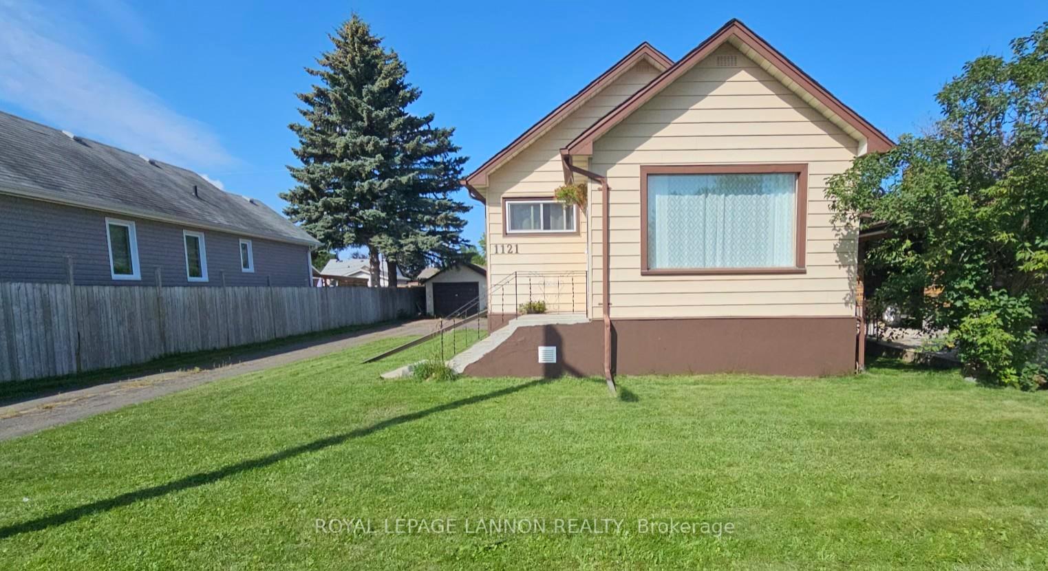 1121-centre-avenue-thunder-bay-ontario-x13693038