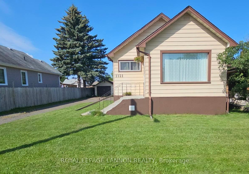 1121-centre-avenue-thunder-bay-ontario-x13693038