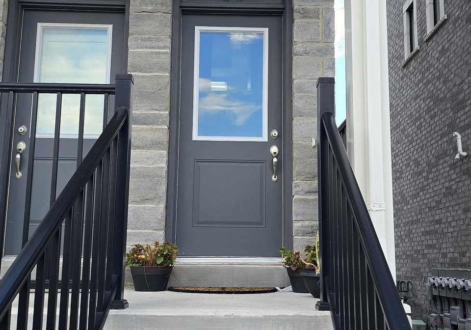 383-dundas-street-e-hamilton-ontario-x13693086