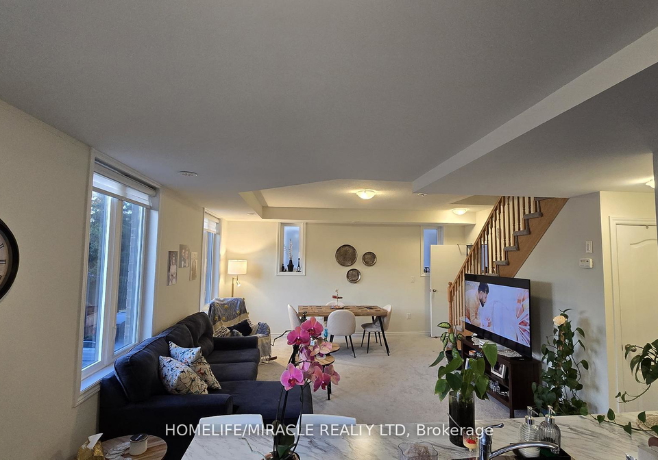 383-dundas-street-e-hamilton-ontario-x13693086