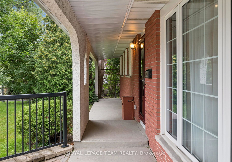 22-redpine-drive-ottawa-ontario-x13693152