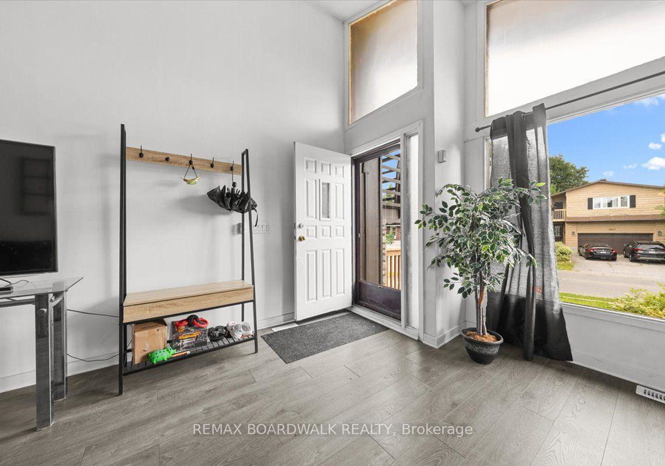1864-lenester-avenue-w-ottawa-ontario-x13693390