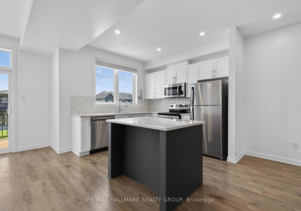 312-shepperton-street-ottawa-ontario-x13693392