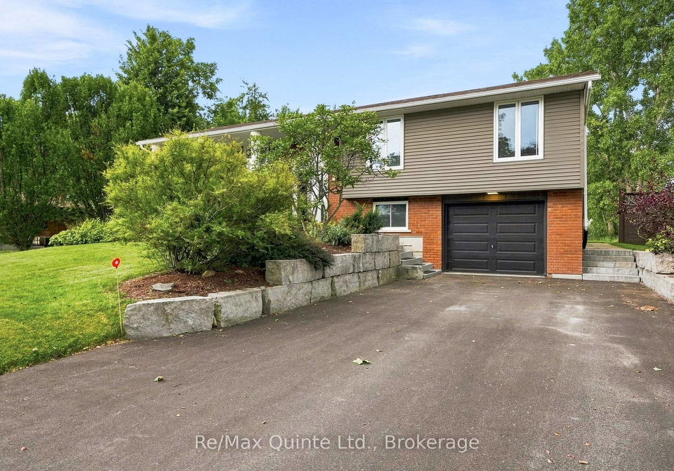147-jeffrey-drive-quinte-west-ontario-x13693658