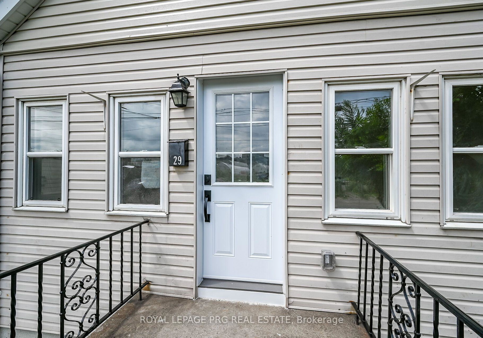 29-mckinstry-street-hamilton-ontario-x13693690