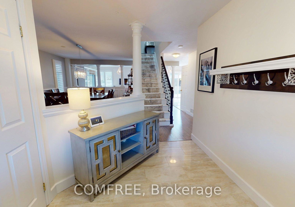 723-munich-circle-waterloo-ontario-x13693694