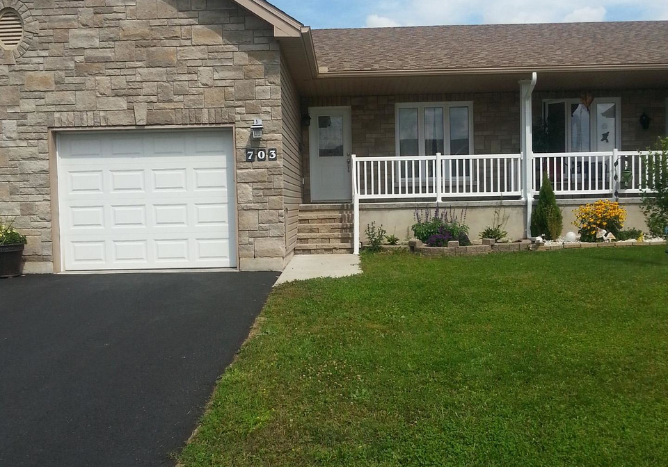 703-aberdeen-street-renfrew-ontario-x13693716