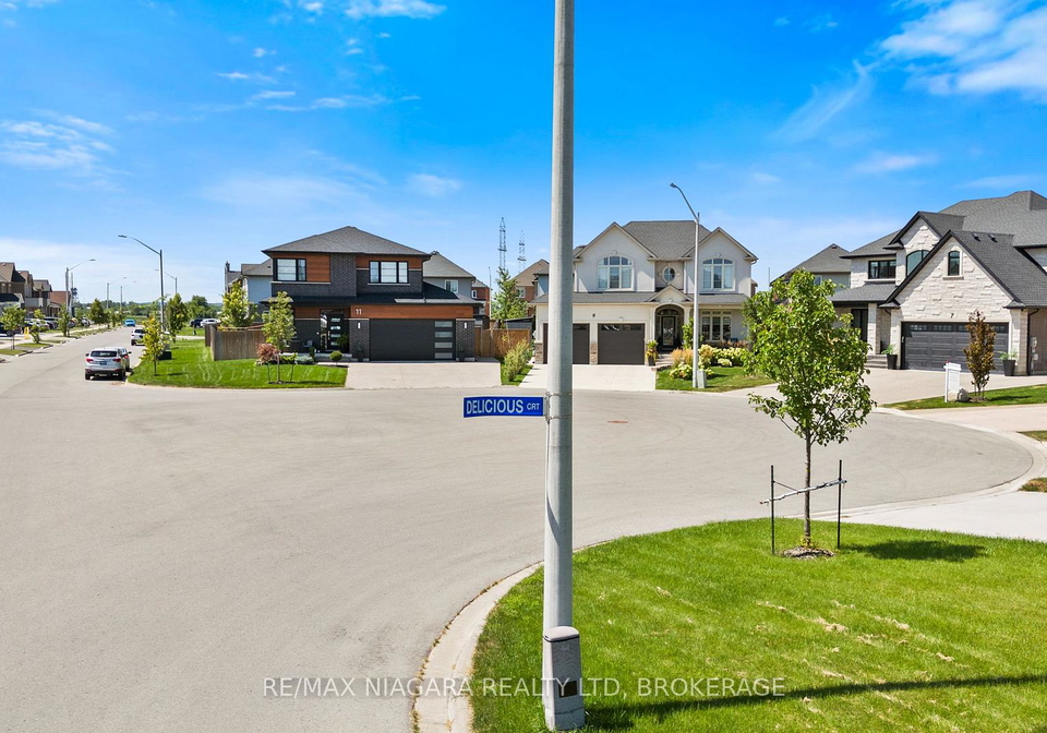 3-delicious-court-thorold-ontario-x13693732
