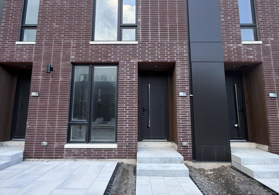 73-everett-common-st-catharines-ontario-x13693742