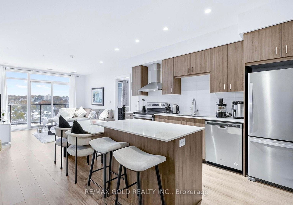 15-glebe-street-cambridge-ontario-x13693858