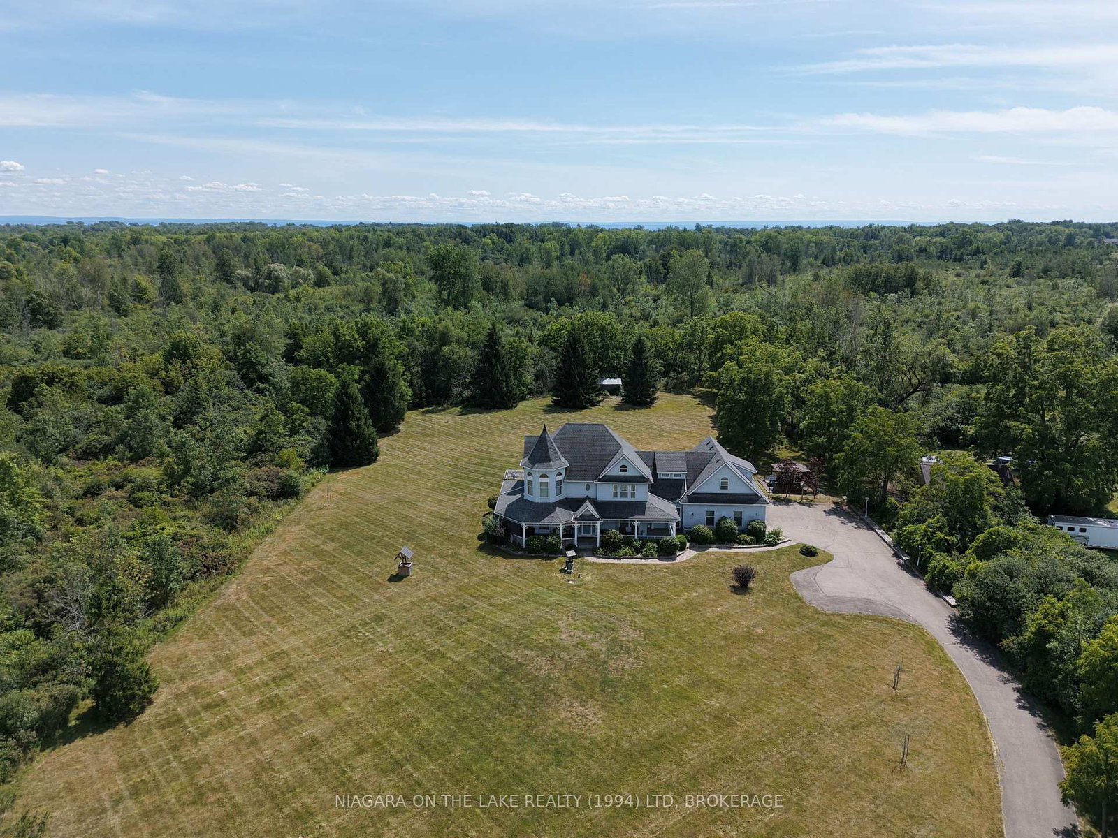 2975-nigh-road-fort-erie-ontario-x13694088