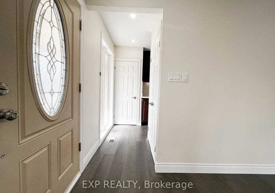 15-calvert-avenue-hamilton-ontario-x13694306