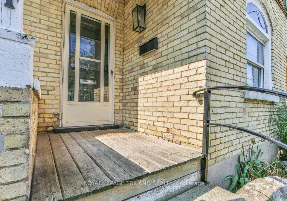 24-mount-pleasant-avenue-london-north-ontario-x13694326