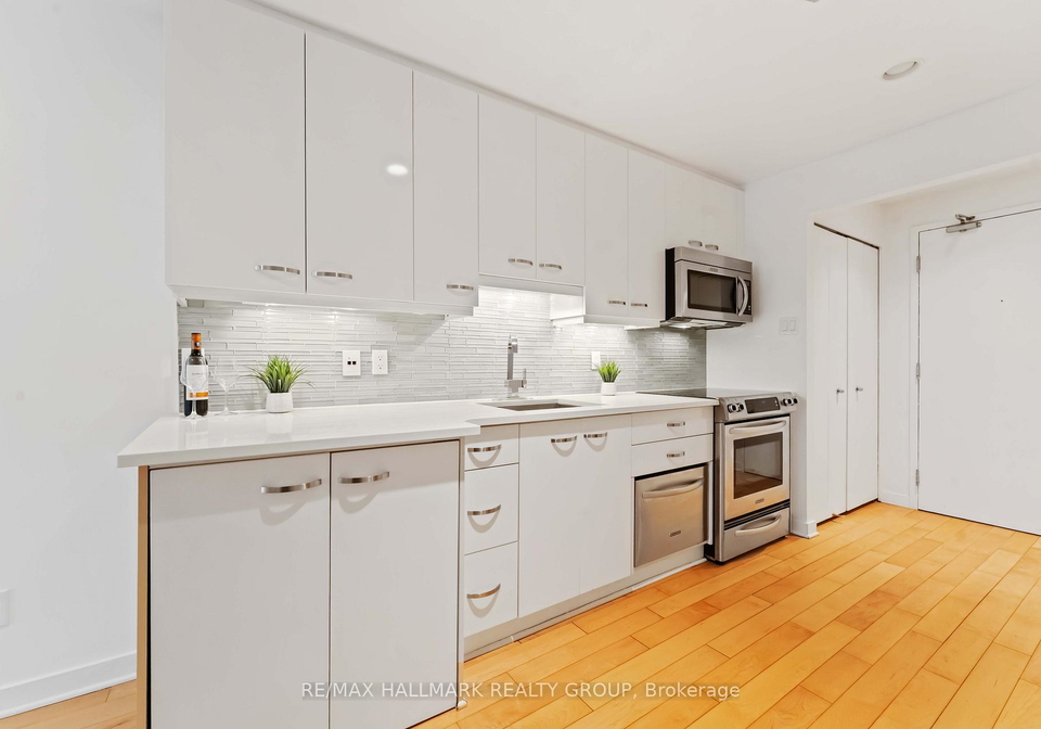 202-st-patrick-street-ottawa-ontario-x13694604