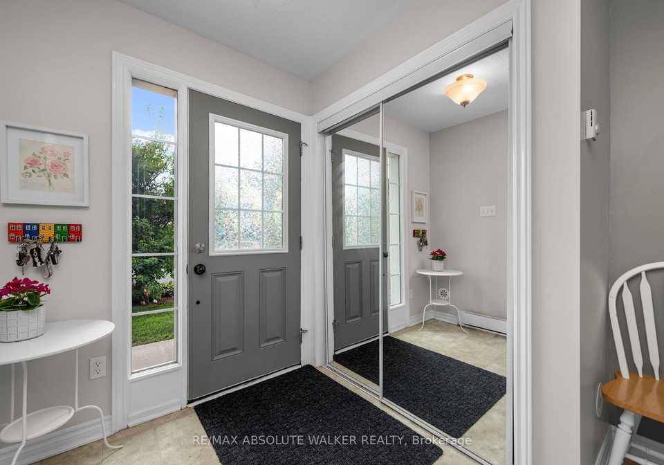 156-sunshine-crescent-ottawa-ontario-x13694750