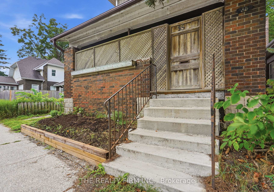 35-wharncliffe-road-s-london-south-ontario-x13694792