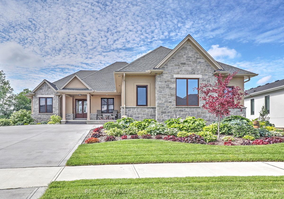 240-edgewater-boulevard-middlesex-centre-ontario-x13694970
