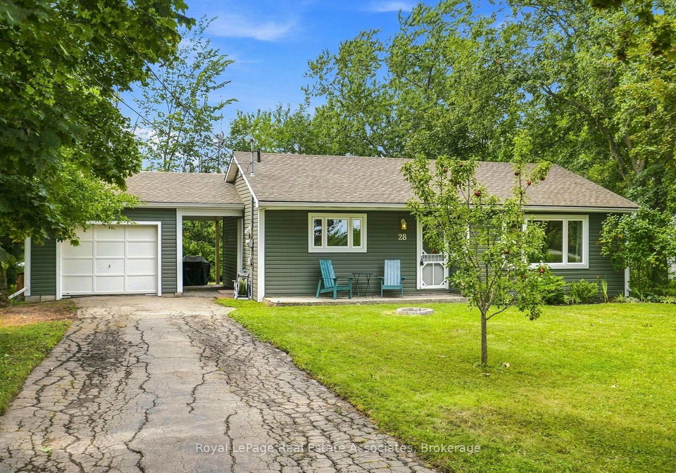28-kelson-avenue-s-grimsby-ontario-x13695002