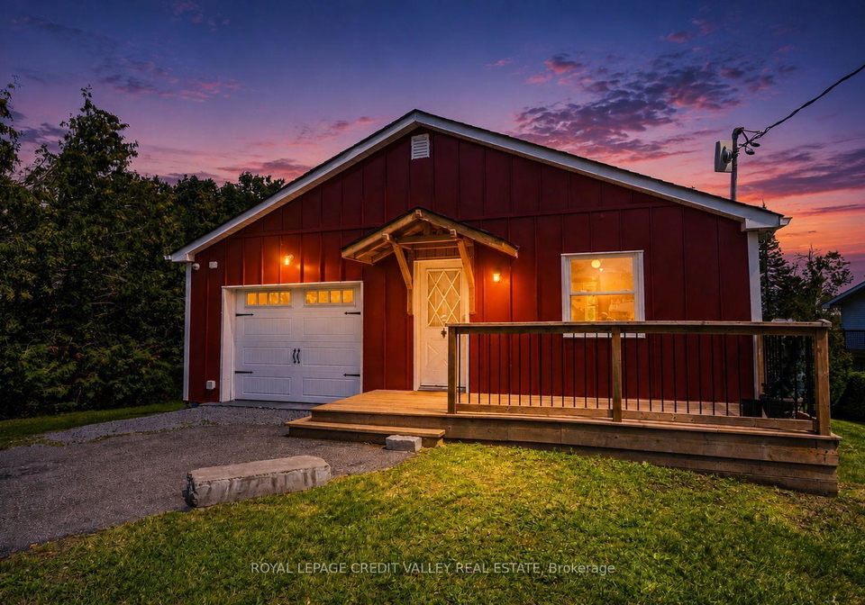 8-ewen-street-kawartha-lakes-ontario-x13695050