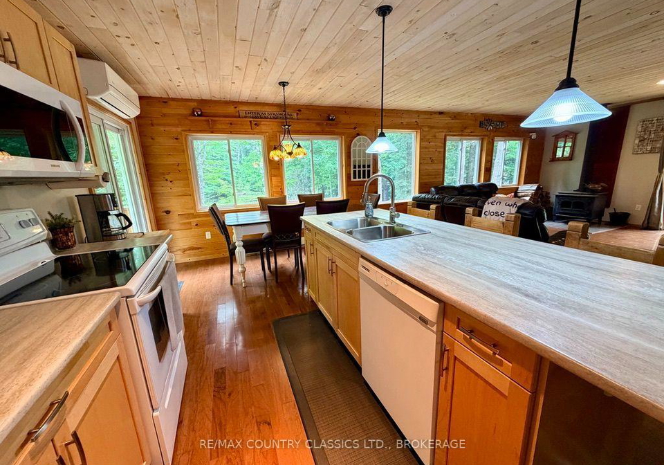 1068c-jacques-bay-road-addington-highlands-ontario-x13695054