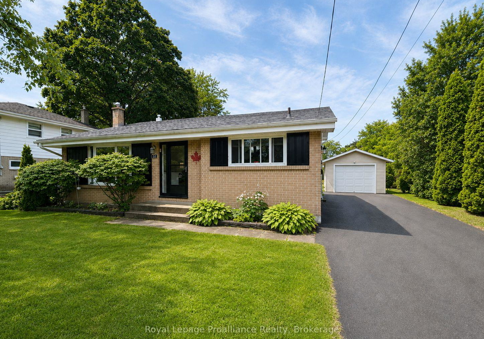 32-glen-road-belleville-ontario-x13695056