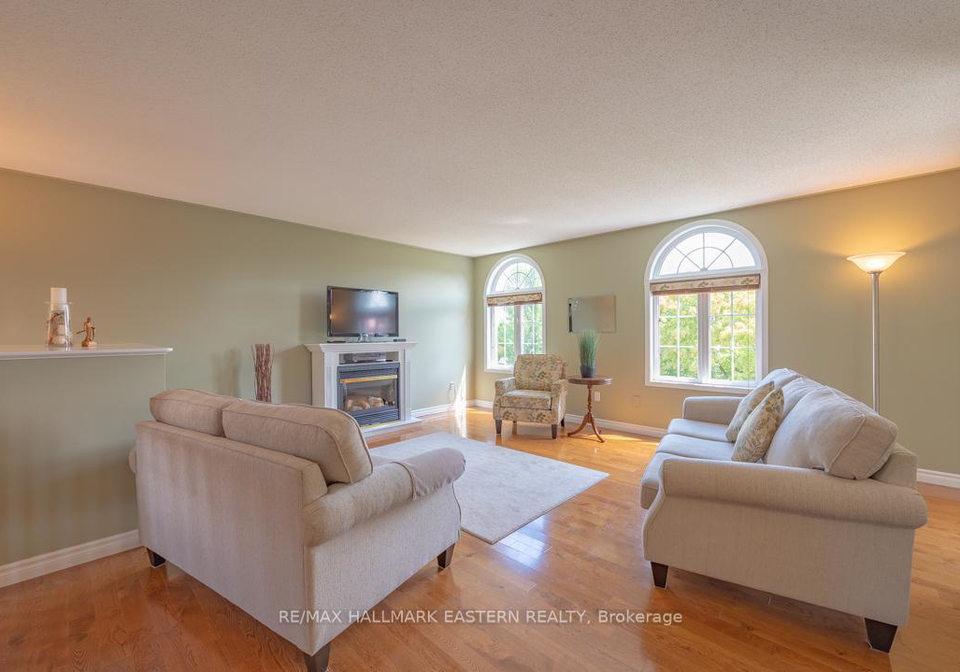 20-ferguson-place-peterborough-ontario-x13695074