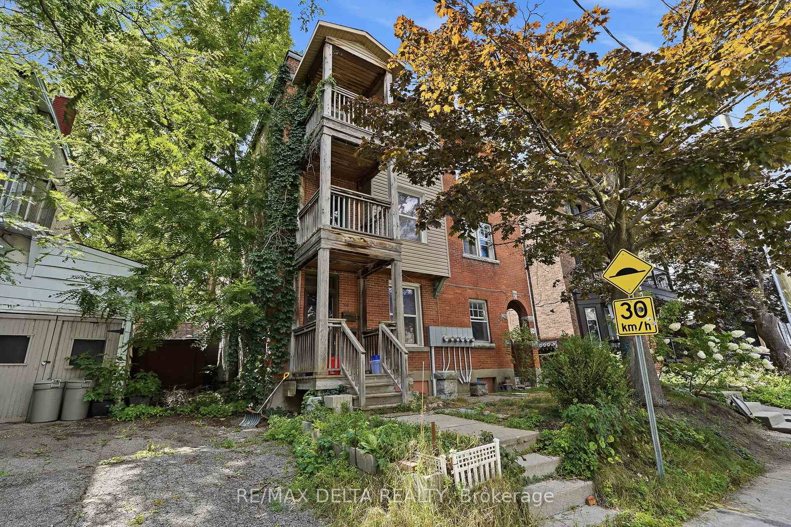 516-bay-street-ottawa-ontario-x13695200
