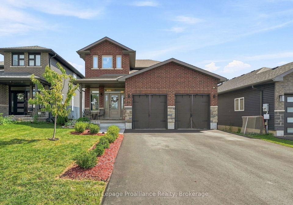 92-northumberland-boulevard-quinte-west-ontario-x13695442