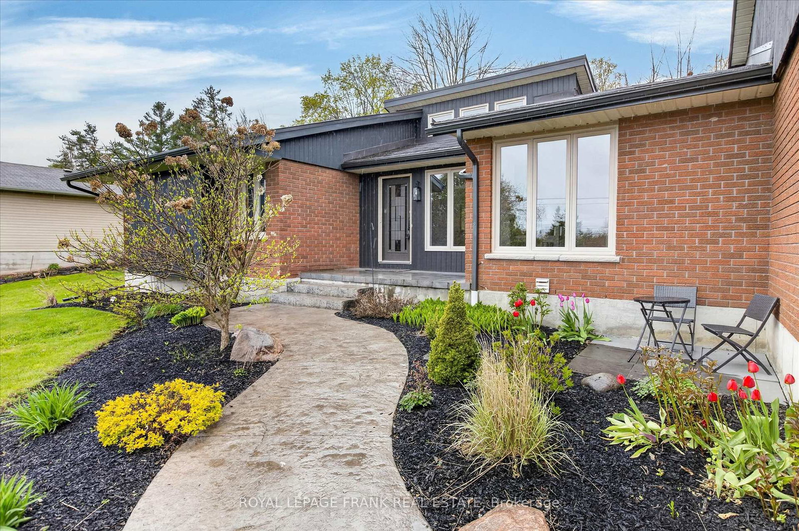 892-frank-hill-road-kawartha-lakes-ontario-x13695480