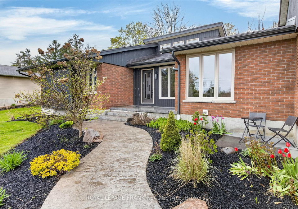 892-frank-hill-road-kawartha-lakes-ontario-x13695480