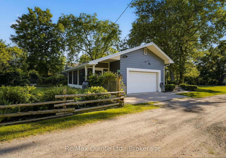 22-beckwith-street-prince-edward-county-ontario-x13695526