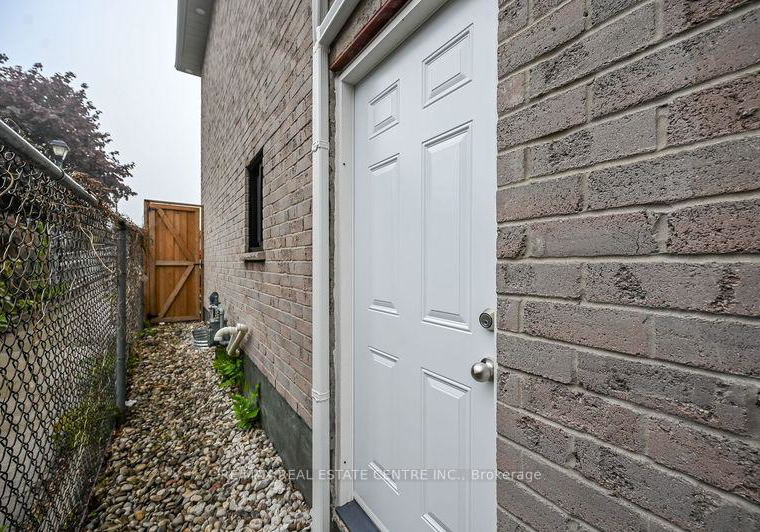 31-joseph-court-hamilton-ontario-x13695538