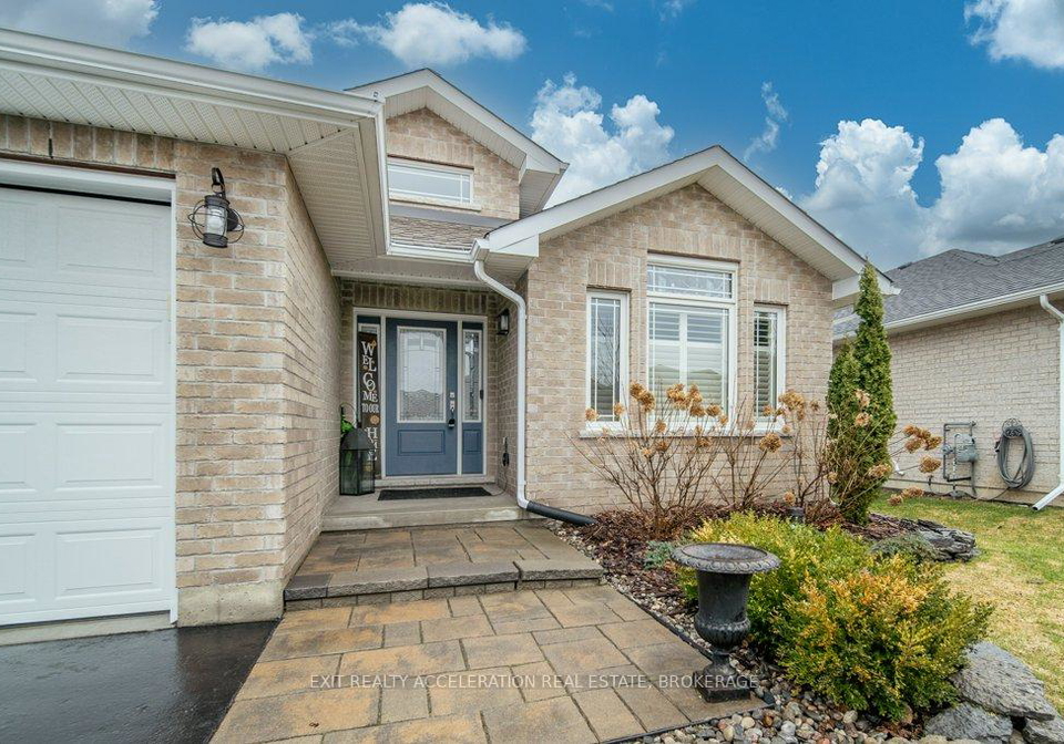 8-briarwood-crescent-greater-napanee-ontario-x13695634