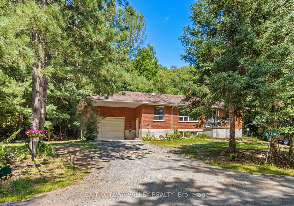 561-long-lake-road-madawaska-valley-ontario-x13695670