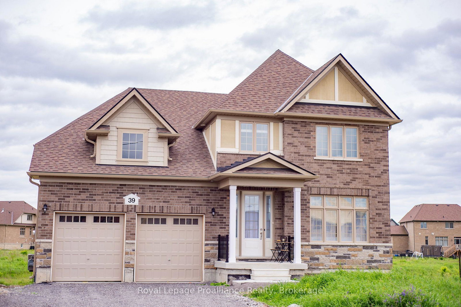 39-east-vista-terrace-quinte-west-ontario-x13695740