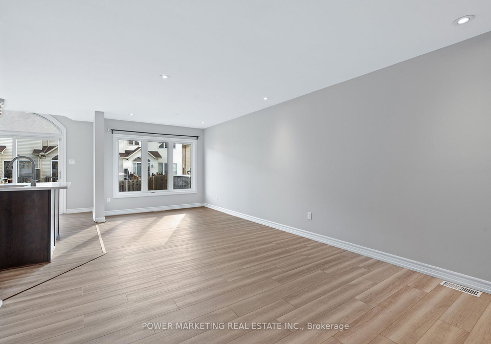 245-silvermoon-crescent-ottawa-ontario-x13695868
