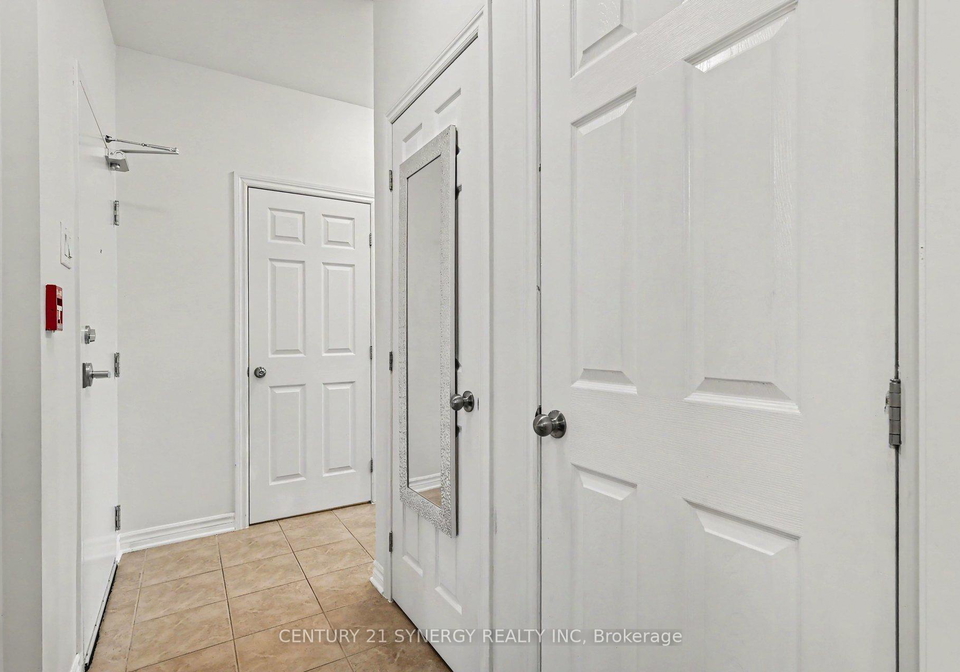 318-everest-private-ottawa-ontario-x13696054