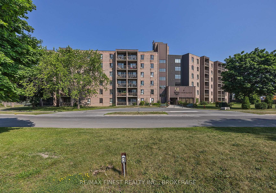 17-eldon-hall-place-kingston-ontario-x13696094