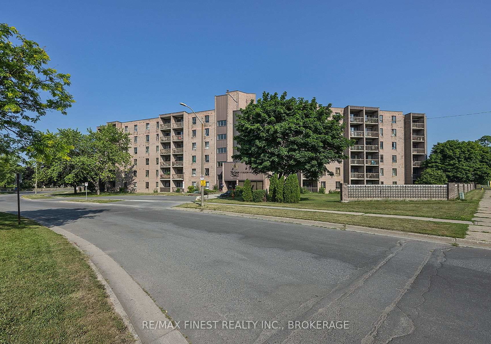 17-eldon-hall-place-kingston-ontario-x13696094