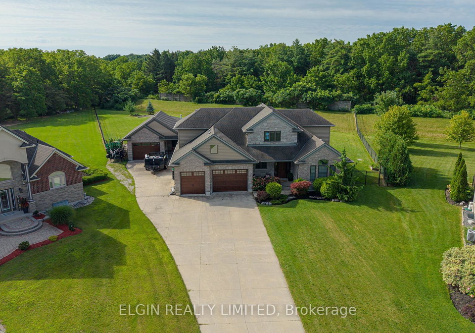 26-blossom-ridge-central-elgin-ontario-x13696278