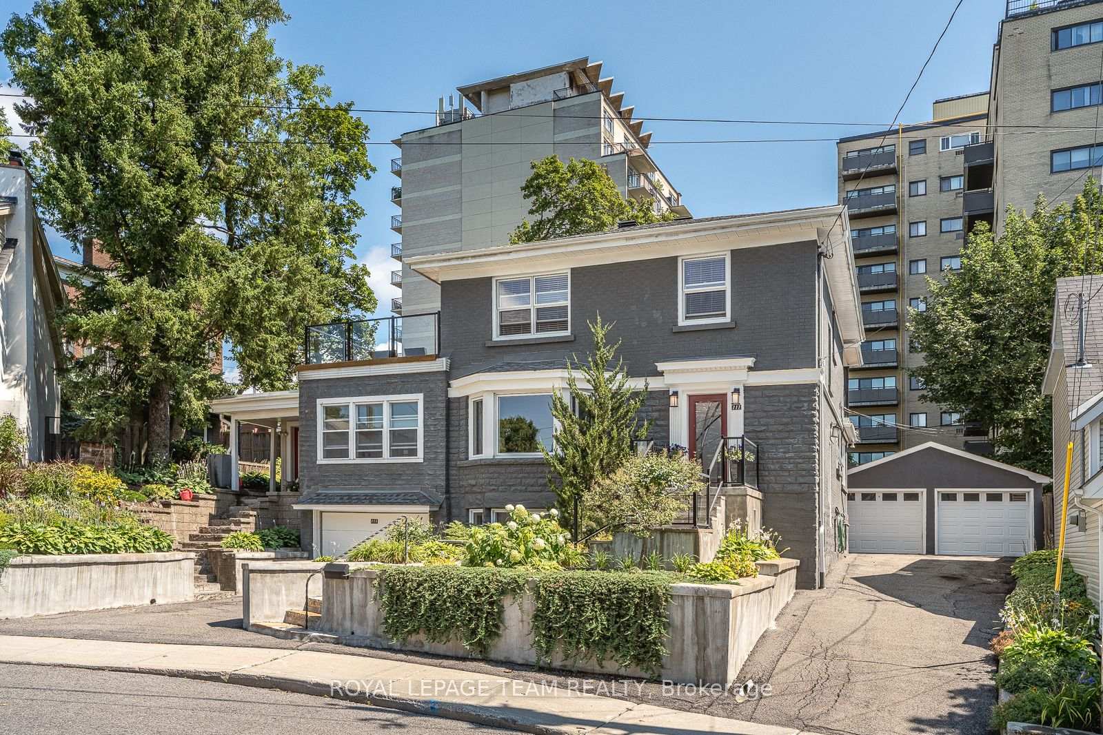 111-ivy-crescent-ottawa-ontario-x13696326