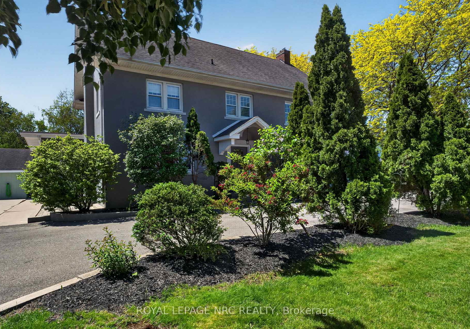 260-main-street-e-grimsby-ontario-x13696330