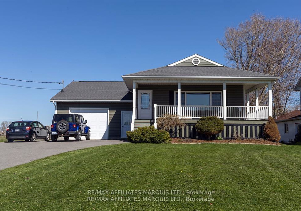11851-lakeshore-drive-south-dundas-ontario-x13696408