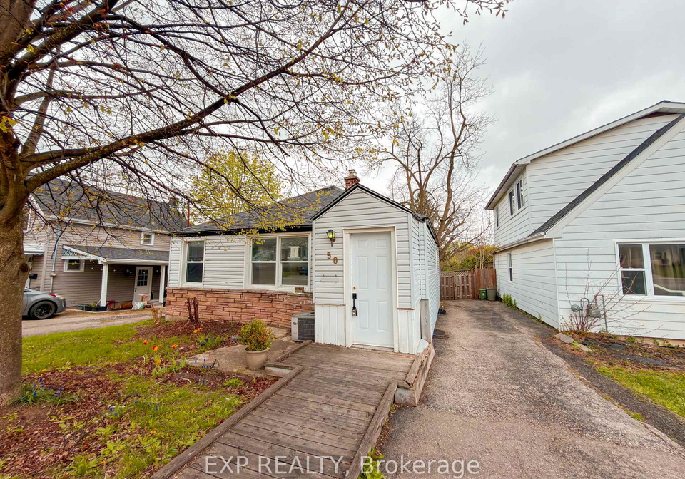 50-emery-street-w-london-south-ontario-x13696422