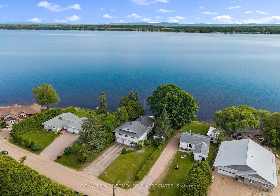 907-cedar-lane-pembroke-ontario-x13696436