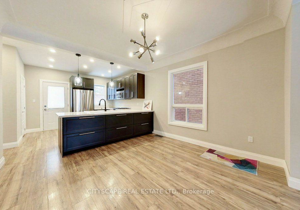 39-holton-avenue-n-hamilton-ontario-x13696598