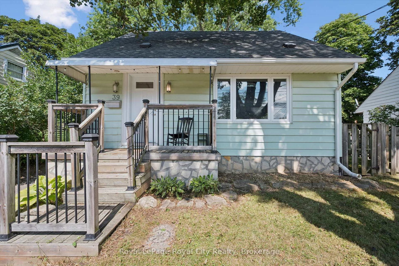 39-ridgewood-avenue-guelph-ontario-x13696612