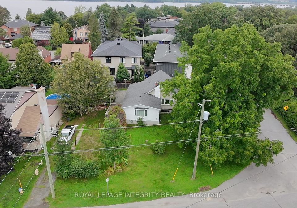 322-kirchoffer-avenue-ottawa-ontario-x13696878