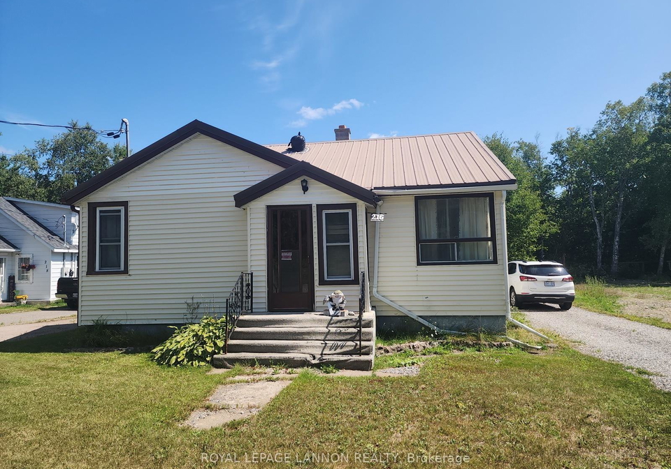 216-main-schreiber-ontario-x13696952