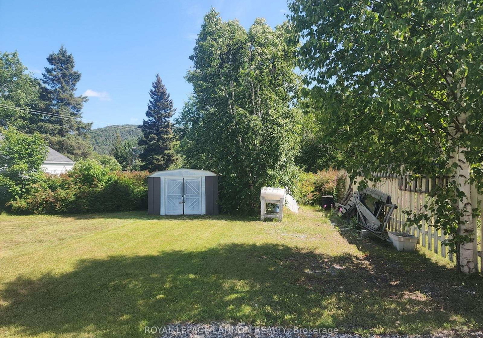 216-main-schreiber-ontario-x13696952